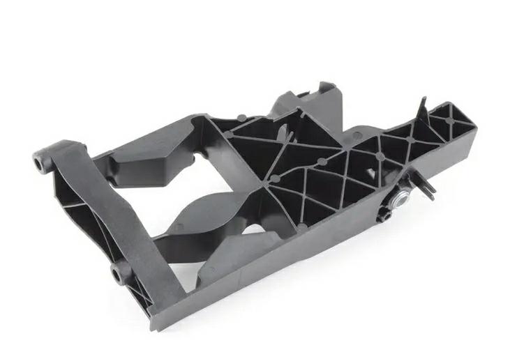 Articolo T4Z0R - SUPPORTO FARO INF DX AUDI A6 09/14>